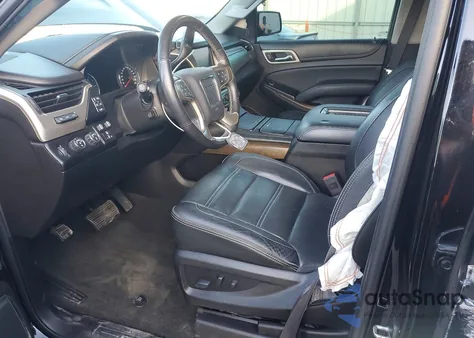 2018 GMC Yukon Xl Denali z USA, uszkodzony, nr VIN 1GKS2HKJ2JR236044